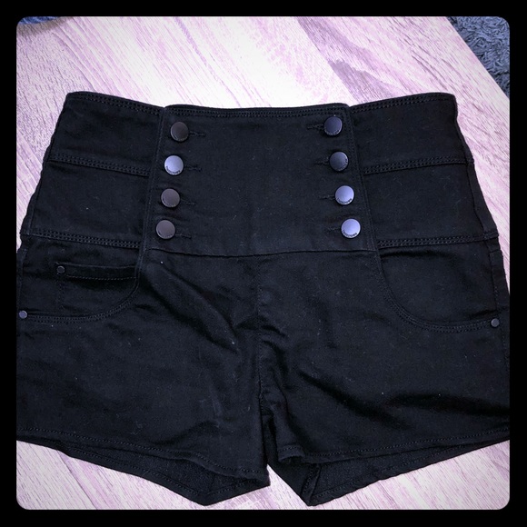 Tinseltown Pants - ❤️3/$20 Tinsel town junior shorts